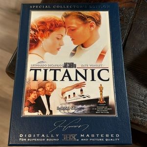 DVD 3-Disc collectors set.